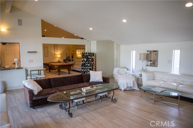 Building Photo - 10071 Highcliff Dr