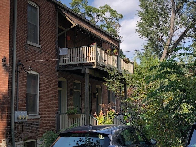 Building Photo - 3414 Salena St
