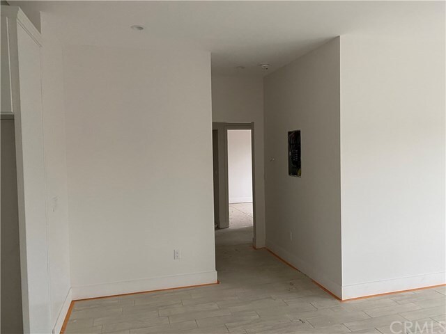 Building Photo - 8139 4th St