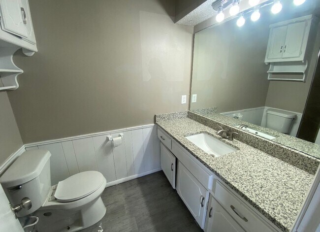 Building Photo - 6617 Fawn Canyon Dr
