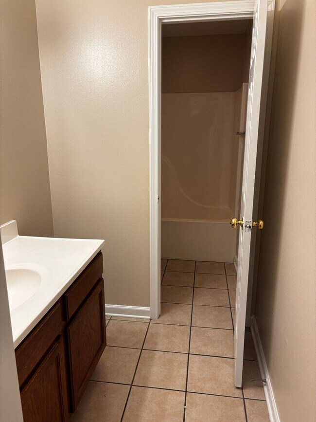 Building Photo - 5433 Banyan Trace Dr