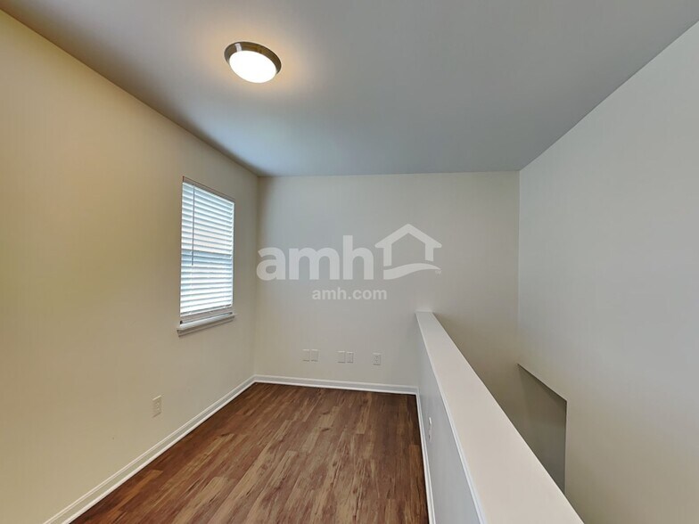 Building Photo - 4250 Hidden Creek Ct