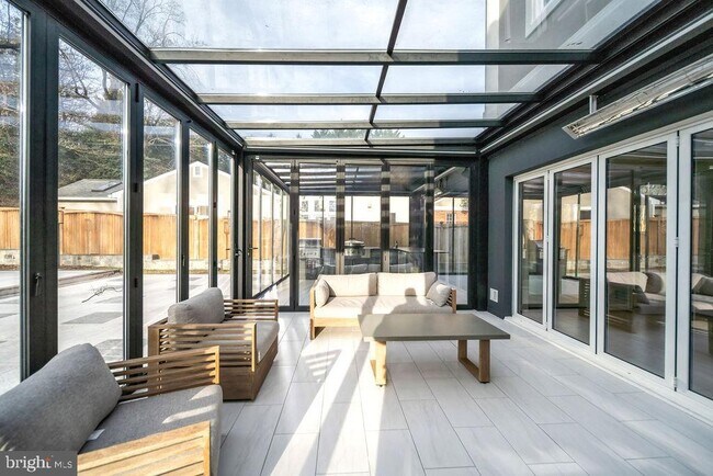 Building Photo - 5306 Bradley Blvd