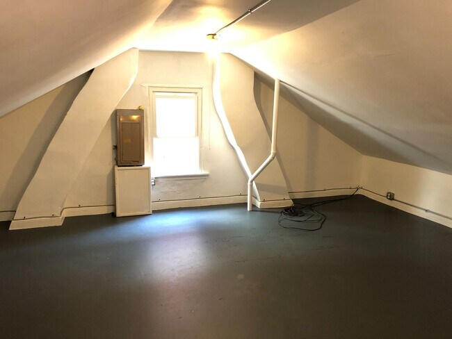 Building Photo - 28 S 3rd St