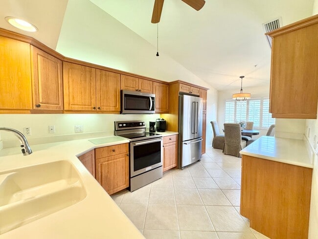 Building Photo - ** FALLING WATERS ** 2 BED / 2 BATH - COND...