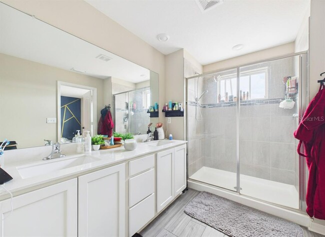 Building Photo - 11411 Cay Spruce Wy