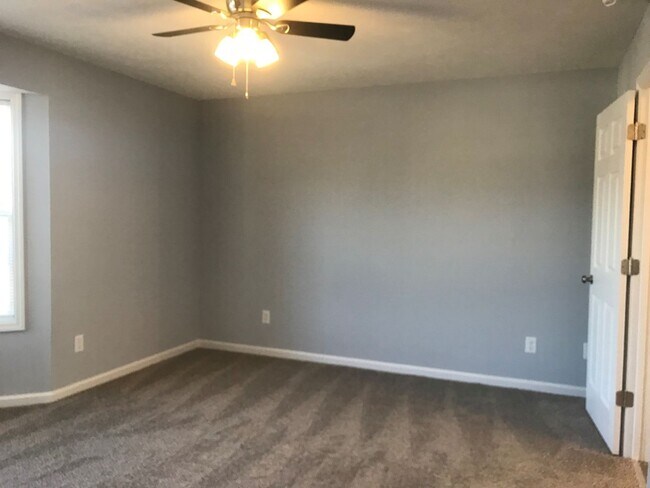 Building Photo - Charming 3 Bed 2 Bath Home In Columbia!