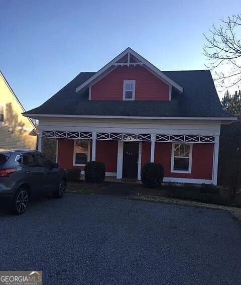 Building Photo - 2060 Lakeside Dr