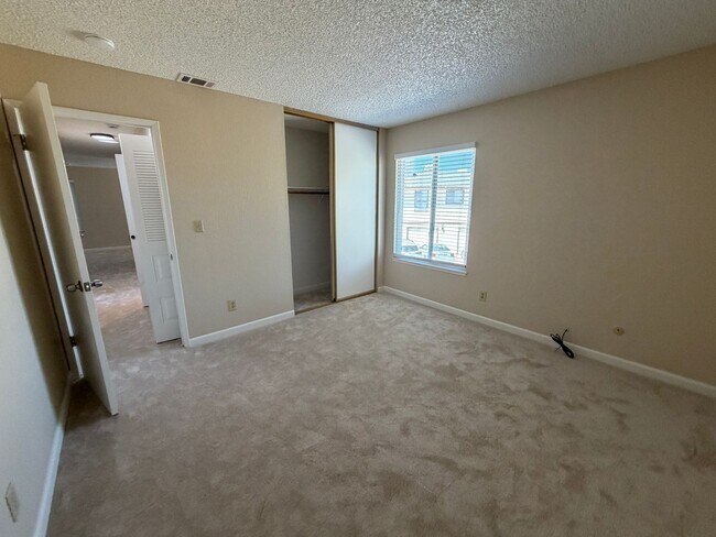 Building Photo - 8935 Rancho Grande Ct