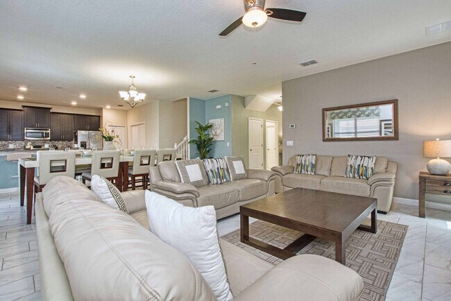 Building Photo - 9160 Scramble Dr