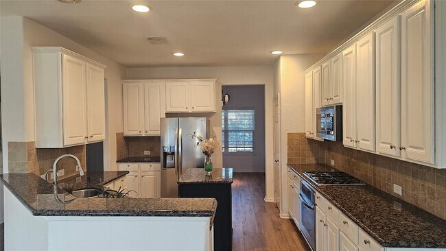 Building Photo - 9407 Herons Grove Ln