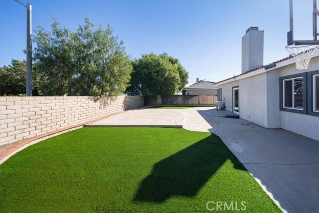Building Photo - 2564 Wallace Ct