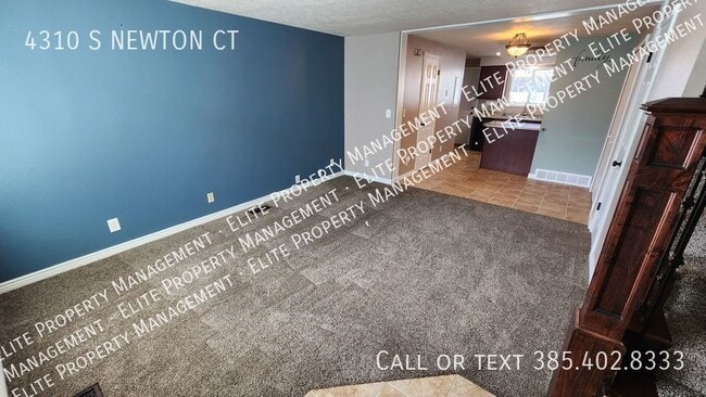 Building Photo - 4310 S Newton Ct