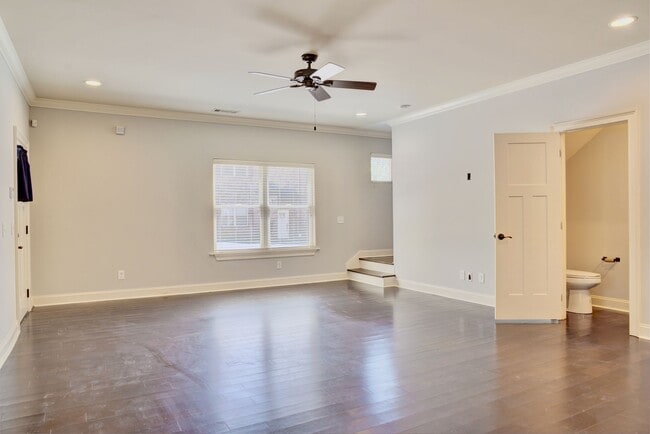 Building Photo - Heisman Villas: End Unit with Parking & Pr...