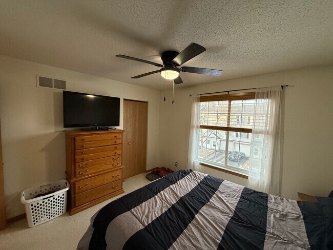 Building Photo - 15539 Float Ln