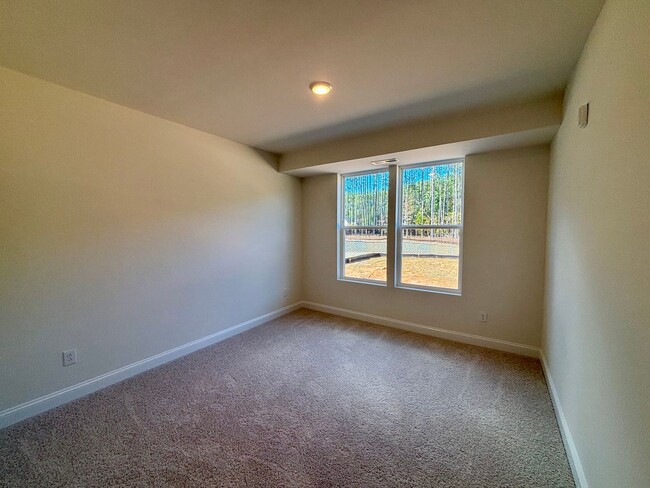 Building Photo - Brand New 2-Bedroom Condo in Raven Ridge C...