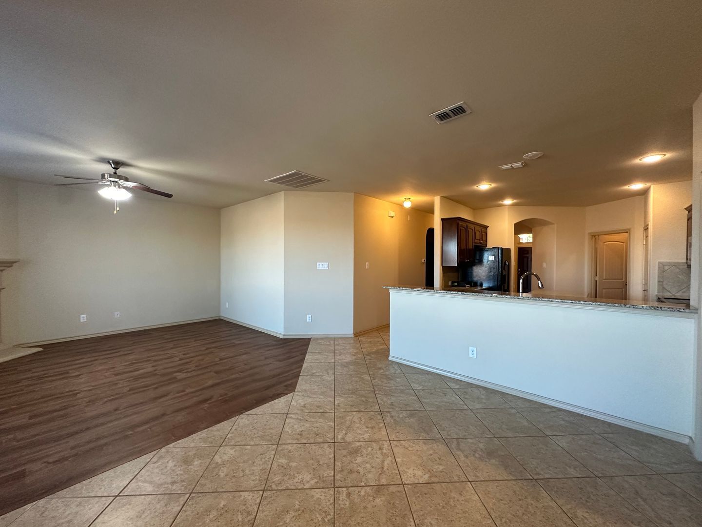 Building Photo - 3108 Tamarack Ln