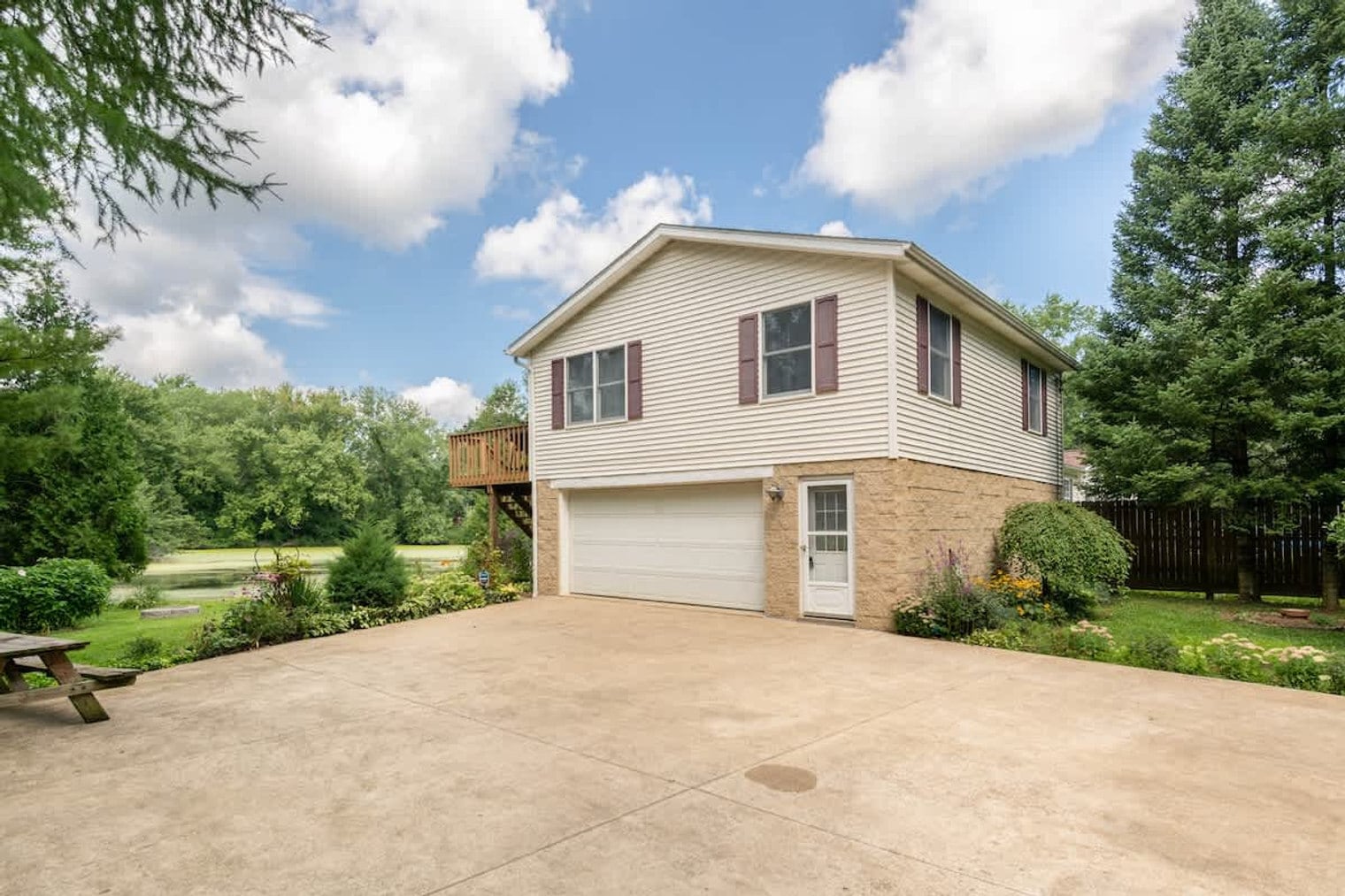 Building Photo - 4544 Erie Ave NW