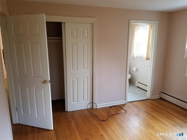 Building Photo - 36 Woodcrest Dr
