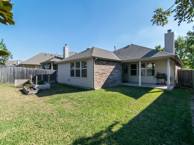 Building Photo - 5212 Blackwood Dr