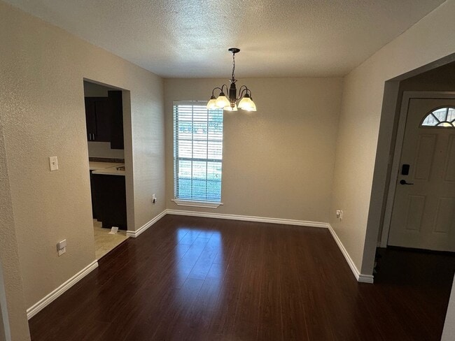 Building Photo - 1592 College Pkwy