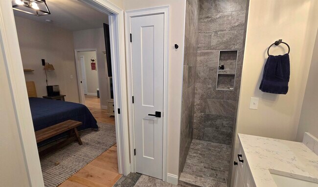 Building Photo - 24 John Hardie Wy