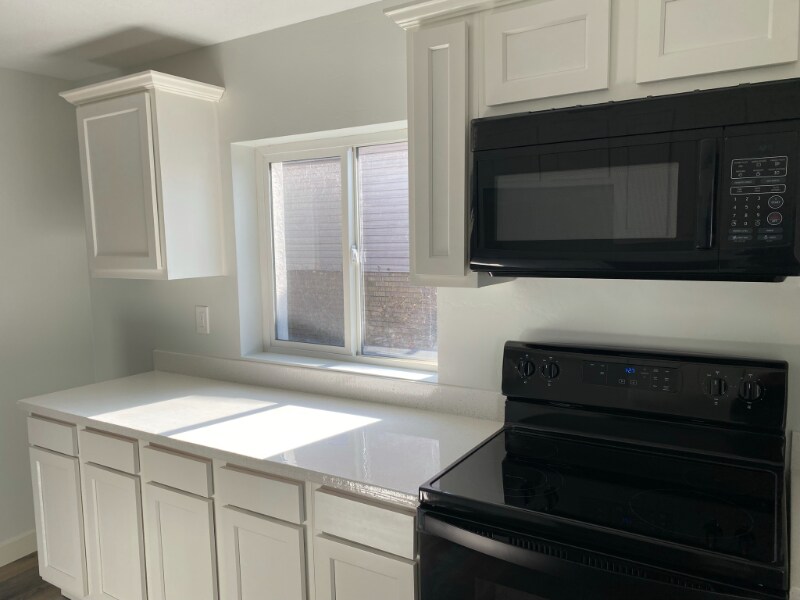 Building Photo - 5239 S 2700 W