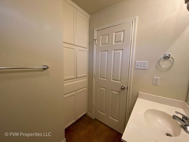 Building Photo - 3061 Palomino Trail