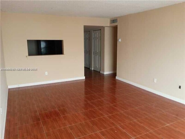 Building Photo - 492 NW 165th St