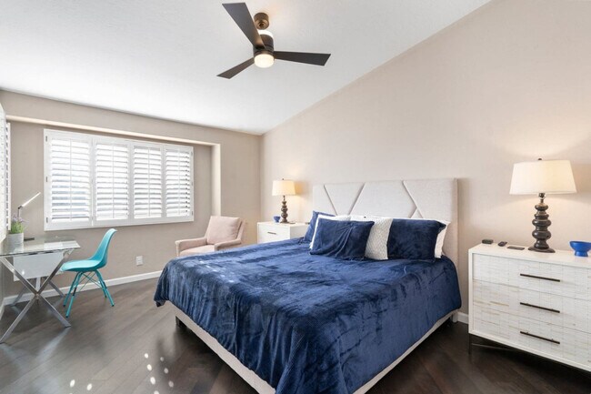 Building Photo - 7950 E Starlight Way