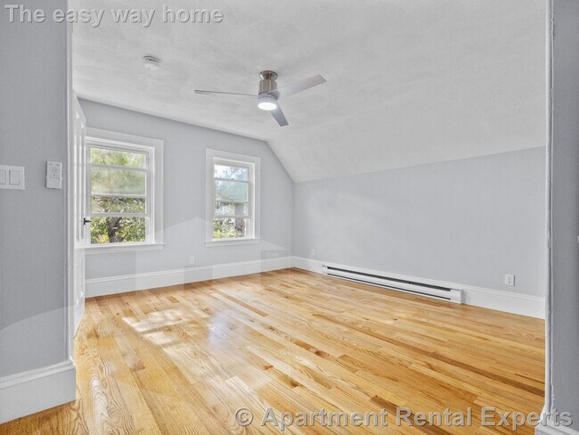 Building Photo - 39 Hancock St