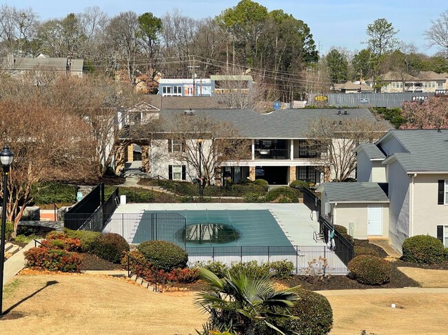 Building Photo - 1150 Collier Rd NW