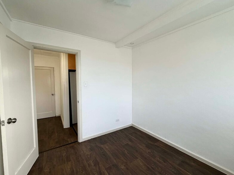 Building Photo - 1576 Elua St