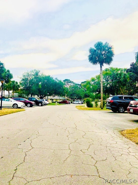 Building Photo - 11449 W Bayshore Dr