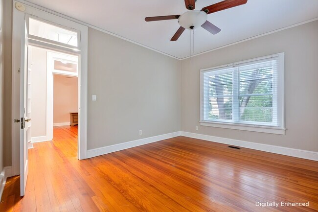Building Photo - 1313 N Gadsden St