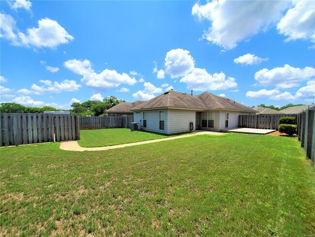 Building Photo - 96 Grand Park Dr