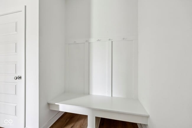 Building Photo - 17255 Gresham Ln