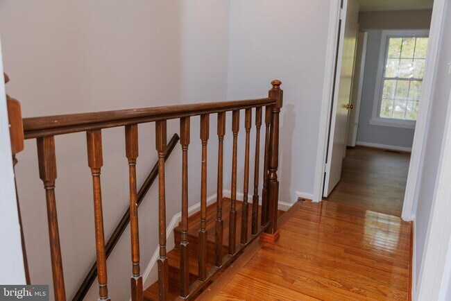 Building Photo - 5631 Hogenhill Terrace