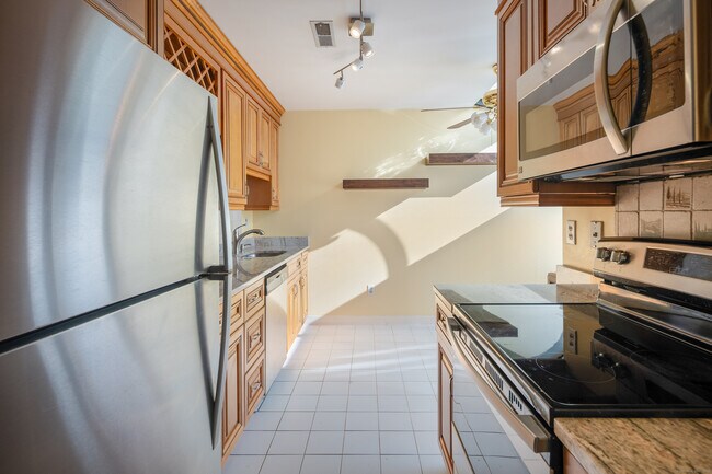 Building Photo - 123 Old Belden Hill Rd