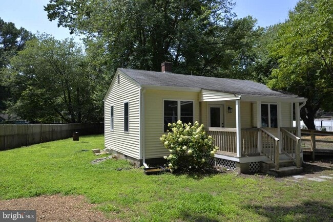 Building Photo - 600 Perrys Corner Rd