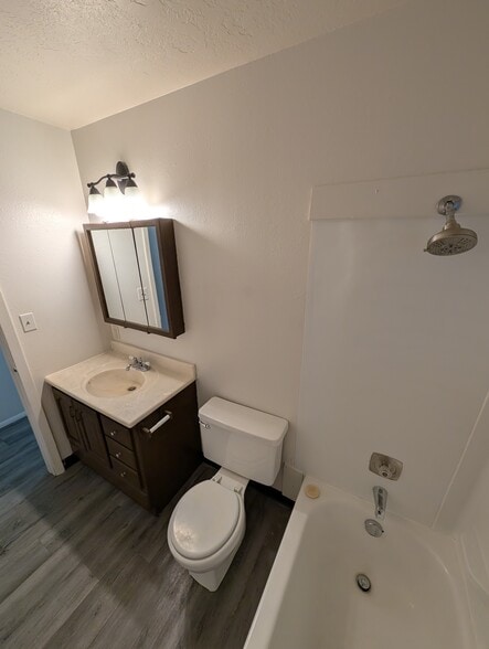 Building Photo - 377 Mattwood Dr