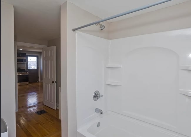 Building Photo - 2 Bedroom-WESTFIELD MA