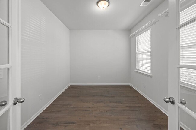 Building Photo - Beautiful Rental in Coosaw Preserve