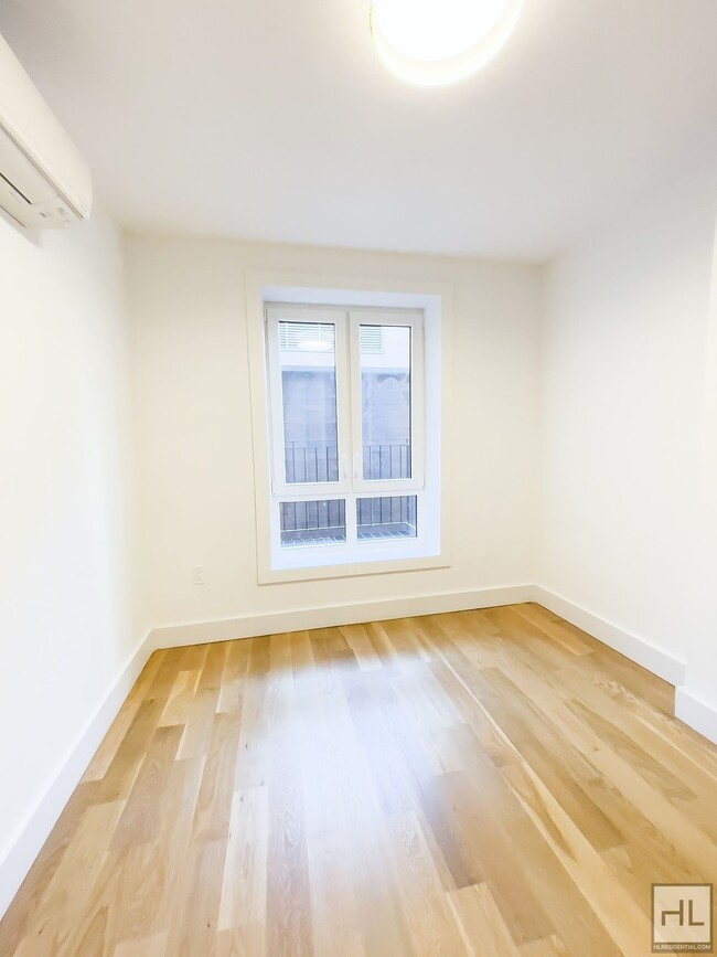 Building Photo - EAST 96 STREET / Renovated 1-Bed 1-Bath / ...