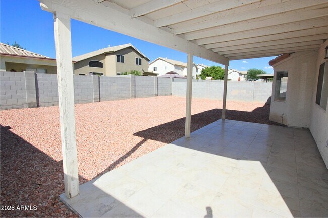 Building Photo - 16060 W Desert Bloom St