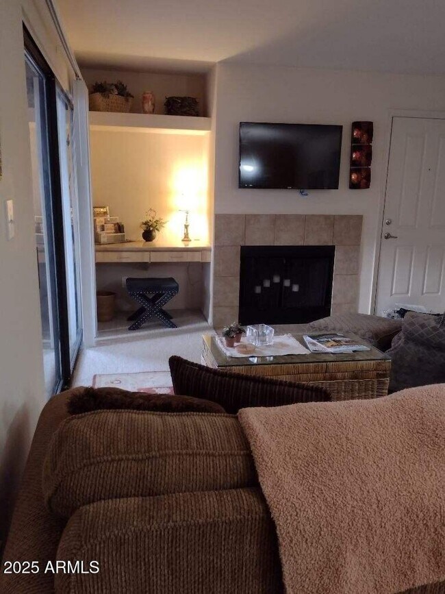 Building Photo - 10115 E Mountain View Rd