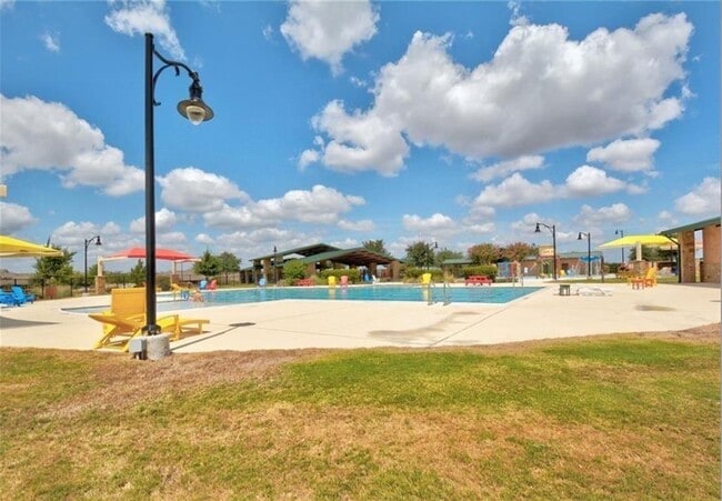 Building Photo - 498 Gamble Dr