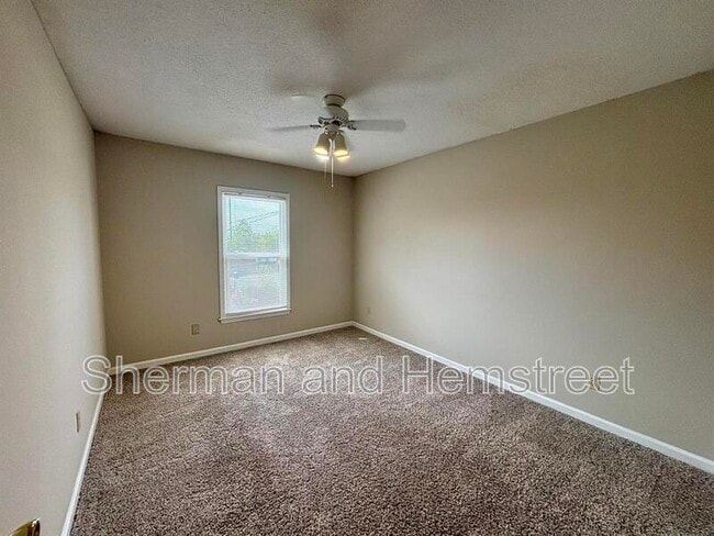 Building Photo - 2139 Holt St