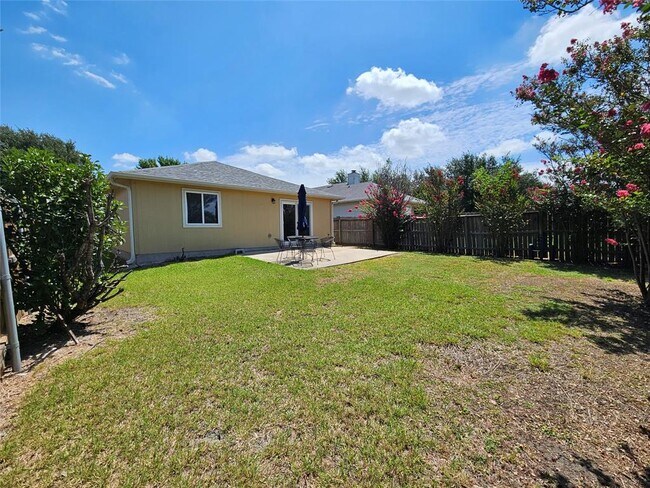 Building Photo - 16721 Hamilton Point Cir