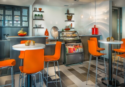 Building Photo - 8 Pershing Rd